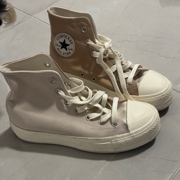 Converse Women's High-Top Sneakers - Beige and Off-White - Picture 2 of 5